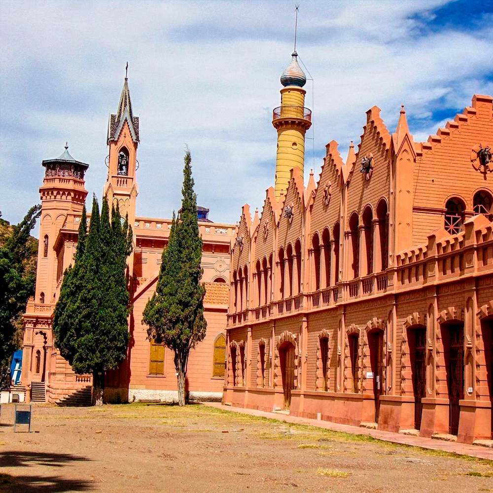 actividad 2 City Tour en Sucre (3er slide)