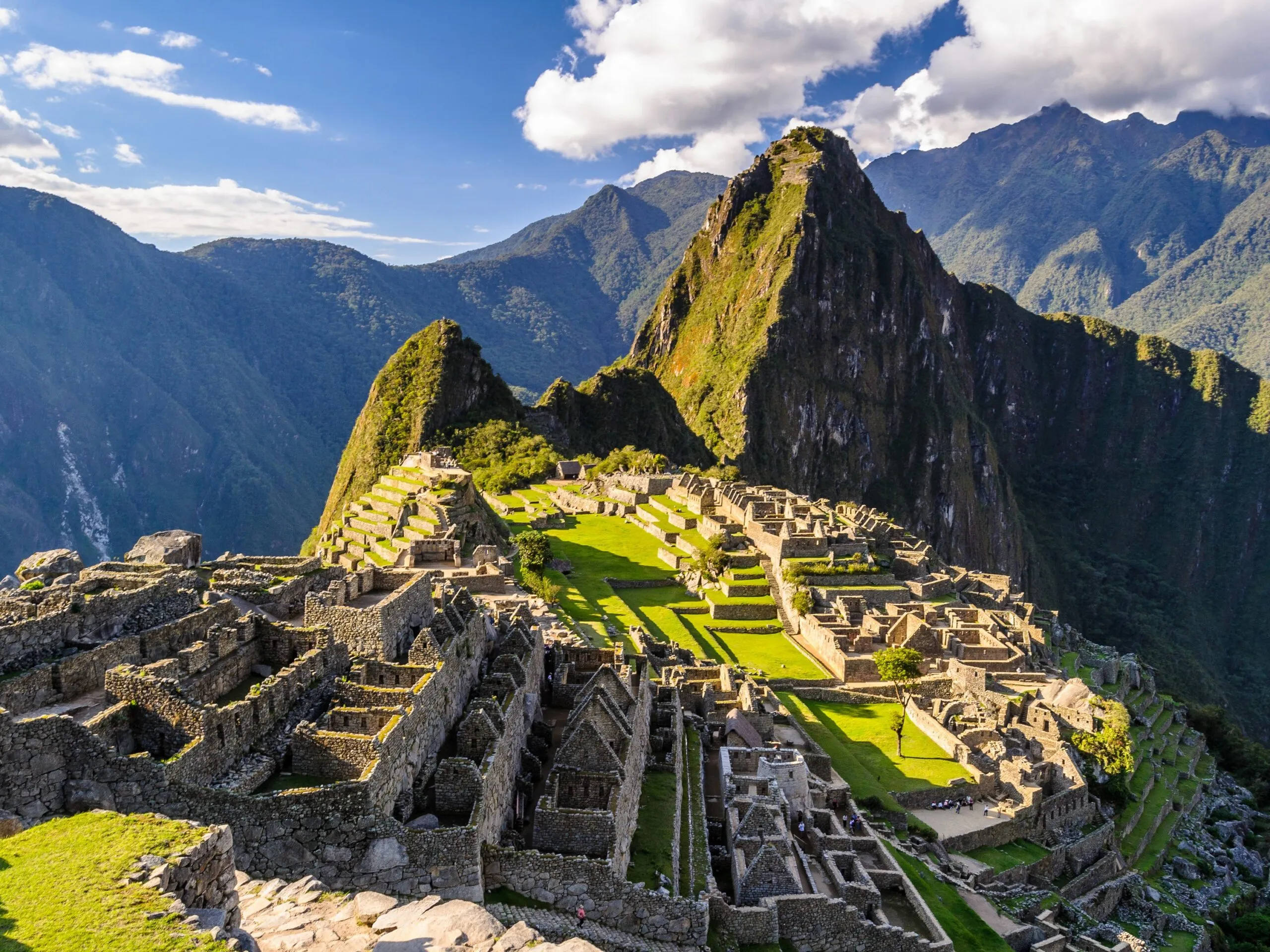 Machu_Picchu_Peru_2018-scaled
